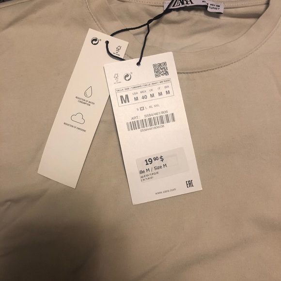 Zara T-shirt - Picture 2 of 2